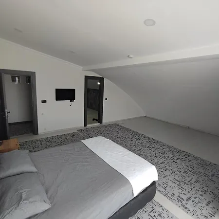 Sebus Villa